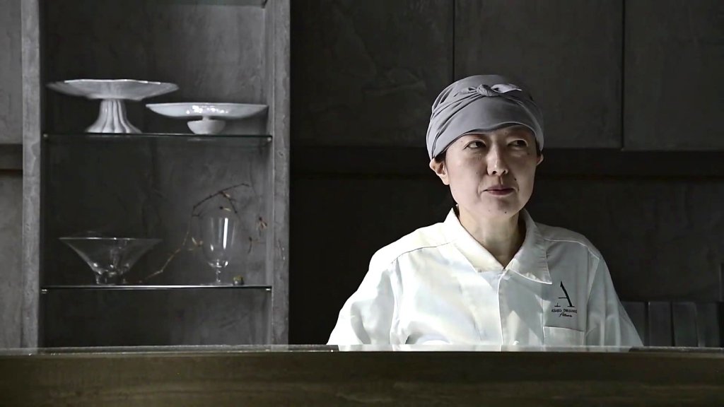 Asako Iwayanagi at her counter
