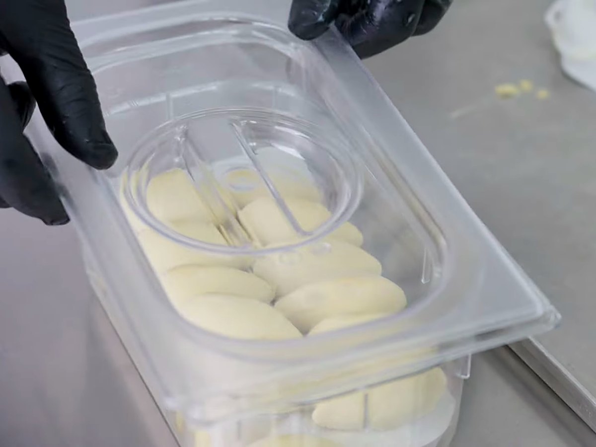 Lidded tubs keep the portions neat and compact.