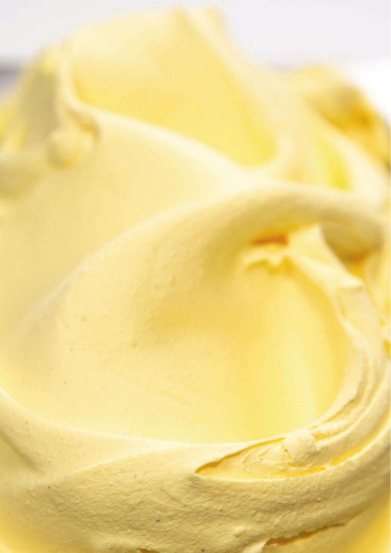 Yellow Base (Egg Yolk Base) made with the Carpigiani Ready 6 9 and Ready 8 12