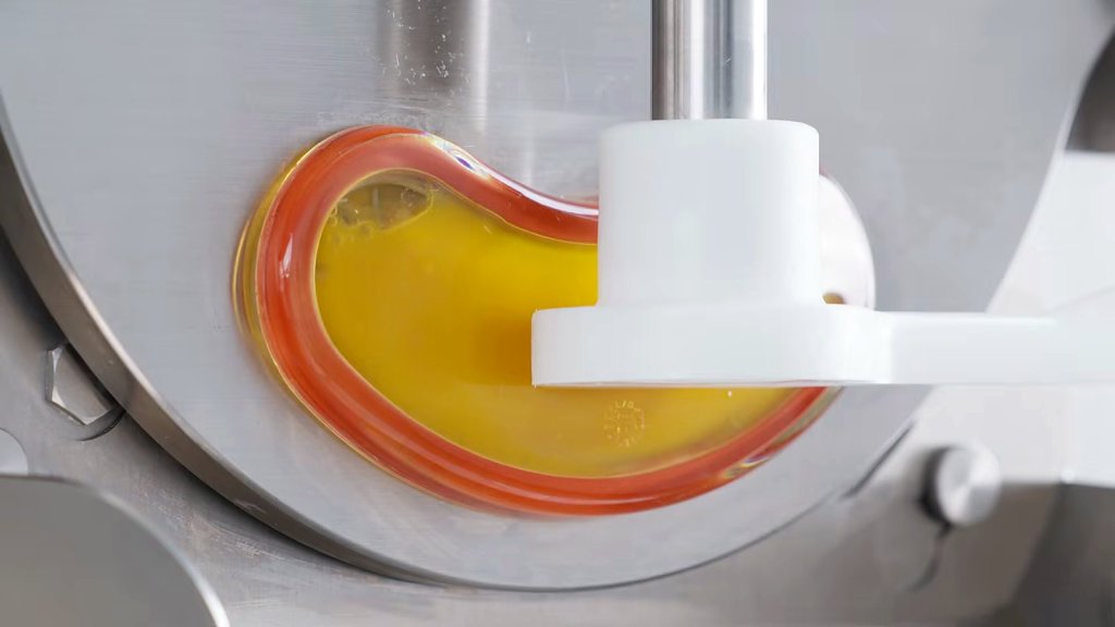Cream turning in the cylinder