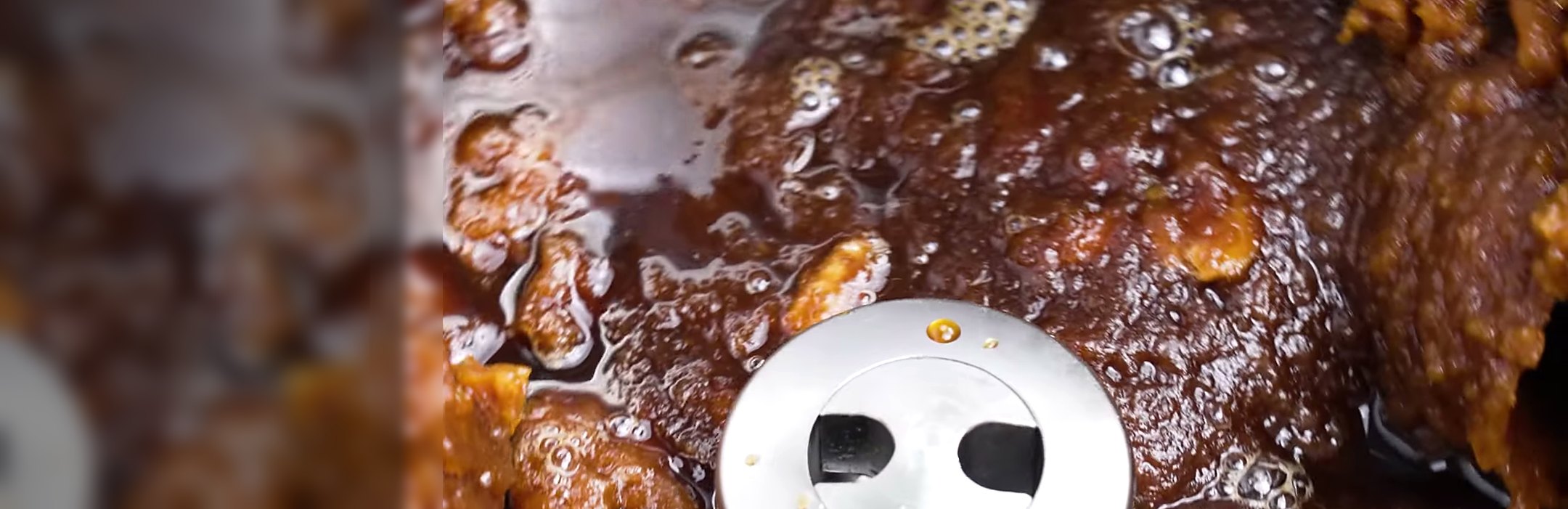 Hot preparation: caramel turning in the cylinder.