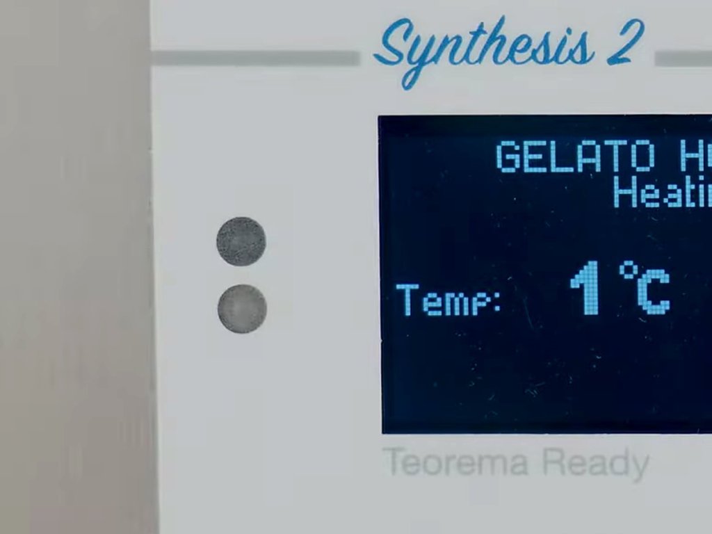 Synthesis 2 control panel showing a hot-ageing programme
