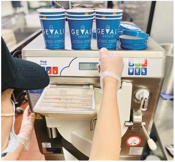 Pizzeria Pezzo staff serving gelato from the Ready batch freezer
