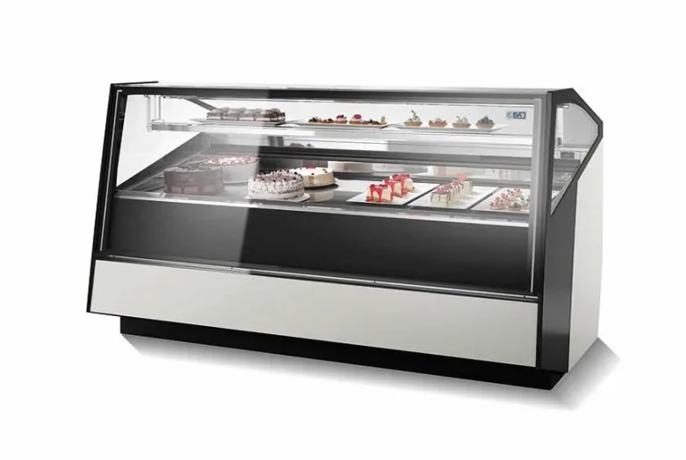 ISA Stratos Pastry Display Cabinet