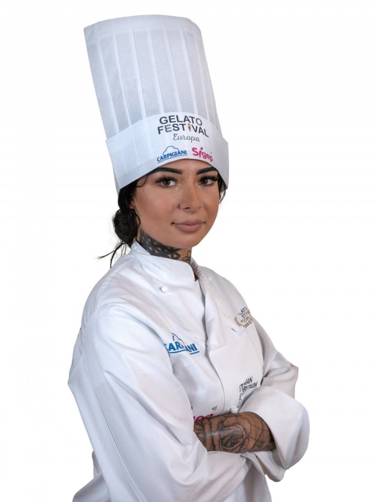 Paulina Pieczykolan of Bagietka gelato shop in Kostrzyn